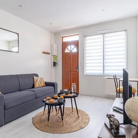 Voyages Voyages - Proche Gare Apartamento